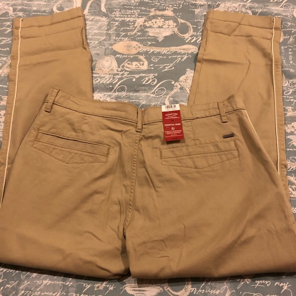 Levi khaki essential chino jeans - Picture 7 of 7